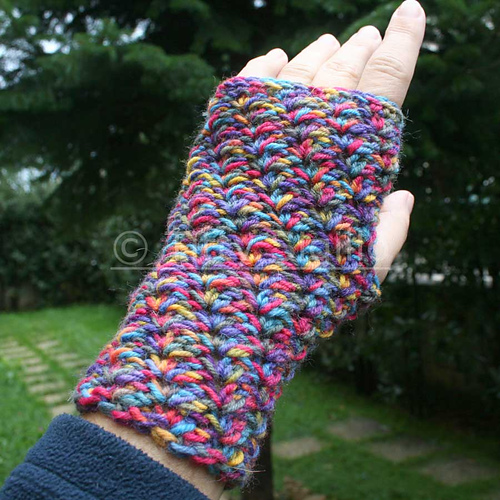 Easy Textured Fingerless Gloves