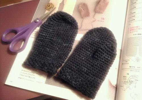 18 Mittens