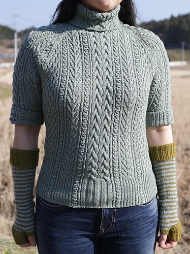 p.17 Aran Turtleneck Pullover
