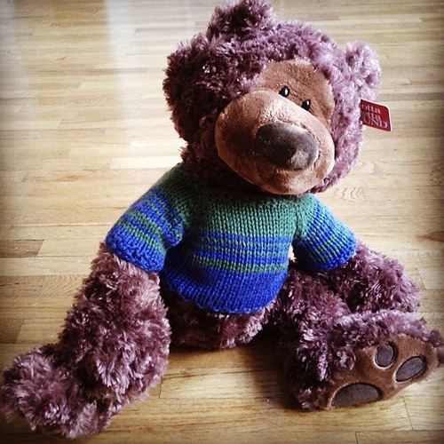 Ravelry: simple bear sweater pattern by Anu Slorah