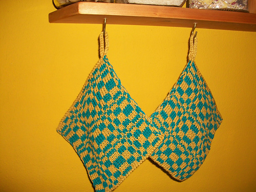 Fancy checkerboard potholders
