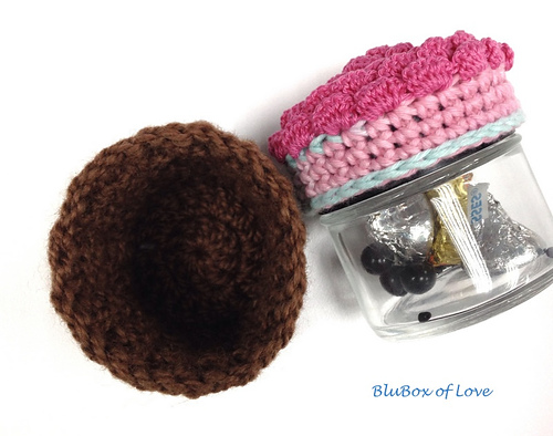 Choco Strawberry and Choco Mint Mini Cake Trinkets photo 5