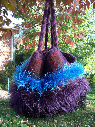 The Felted Crochet Boulder Bag photo 4