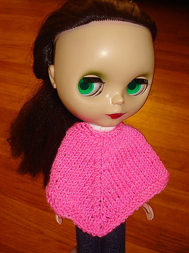 Blythe-Sized Poncho