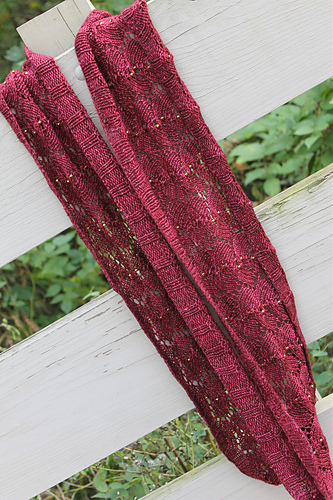 Ravelry: Florence Cathedral Cowl pattern by Courtney Mussatt