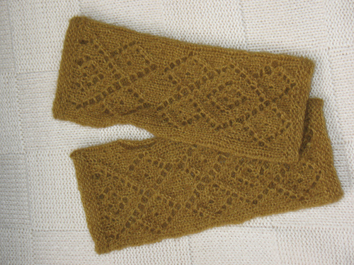 Double-Diamond Fingerless Gloves