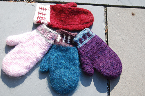 Check 'n Garter Stitch Set: Mittens