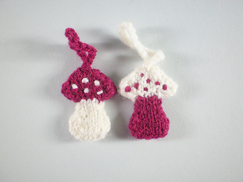Needle Tree 10 Toadstool