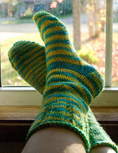 106-21 Socks in stocking st with Rib hem photo 2
