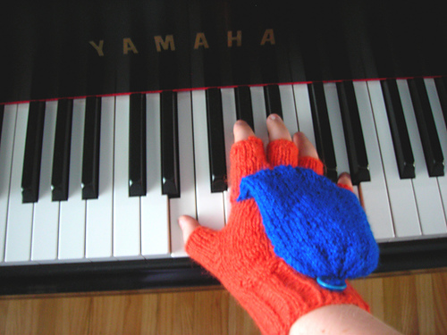 NL27 Fits Like a ... Glove