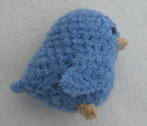 Liten amigurumi blåfugl - byraborelloFlickr