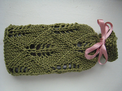 Kiri inspired mobile cozy/ small giftbag