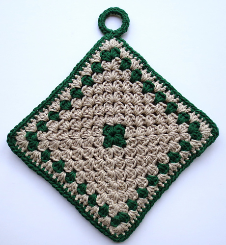 Granny Stitch Potholder photo 3