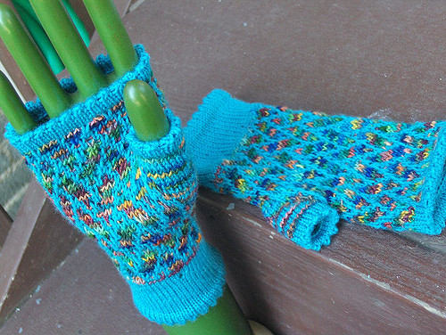Yarndance Slip Stitch Mosaic Mitts