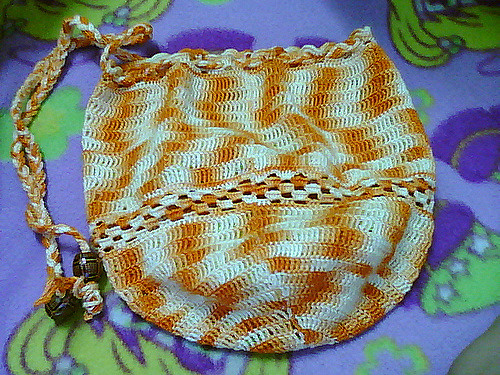 Simple Bag Tutorial ( Round Base )