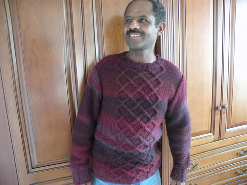 # 11 Pullover mit Zopfgitter