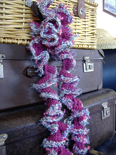 3-2-1 and you're done - curlicue scarf