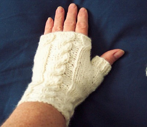 Cable Knit Fingerless Gloves