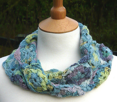 Flora Mobius Scarf