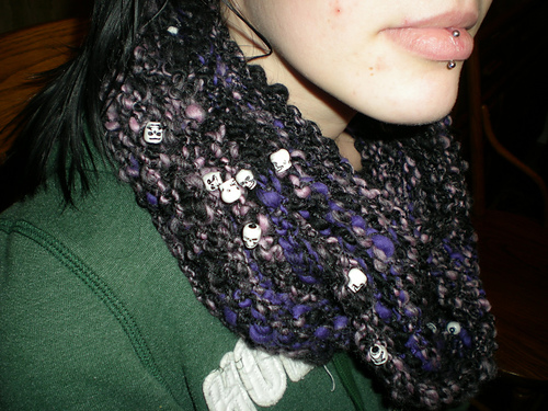 Utterly Magnificent Knit Cowl