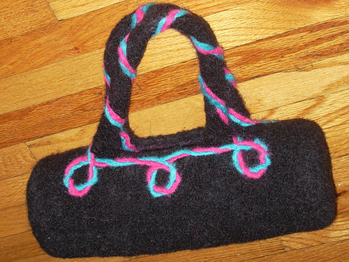 Felted Baguette (Barrel Bag)