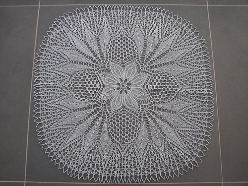 Lace Cushion Model 11915