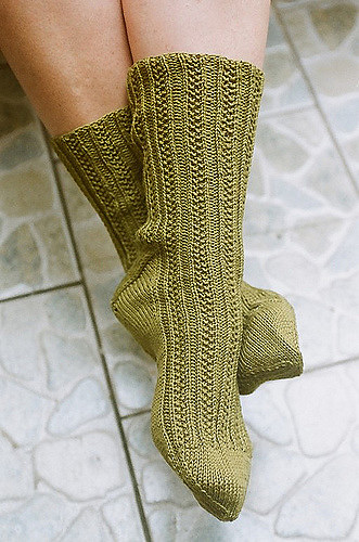 Seeded Rib Socks