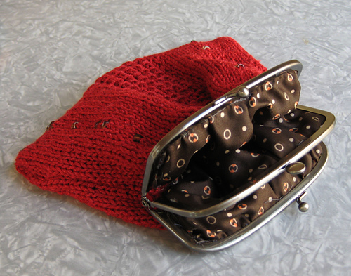 Box-Pleat Clutch photo 3