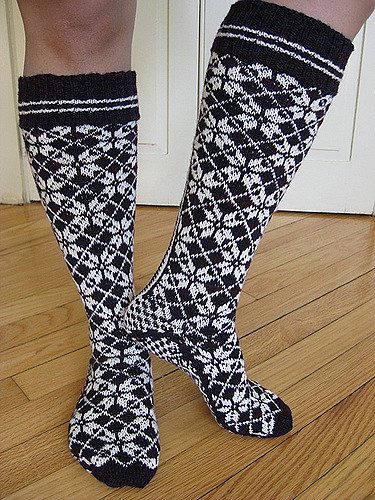 Norwegian Stockings to Knit
