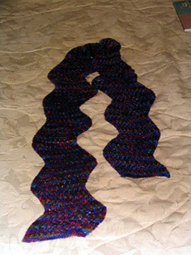 Zig Zag Trellis Scarf