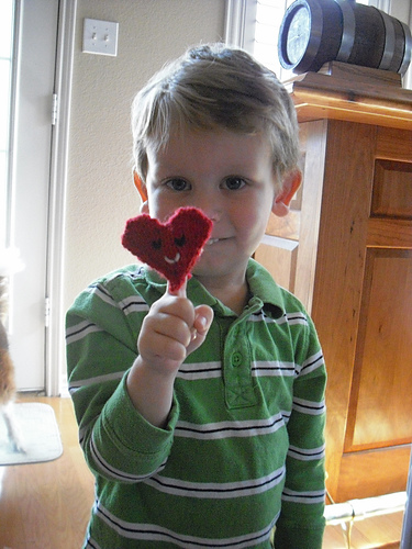 Knitted Heart Finger Puppet
