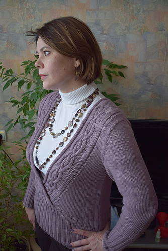 # 15 Pulli mit wellenzopfblend