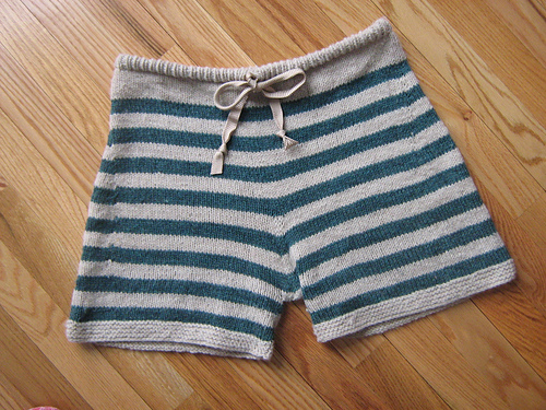 Woolen trunks (トランクス型の毛糸のパンツ) photo 1