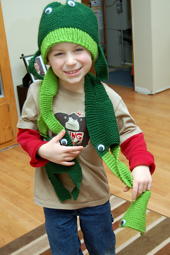 #37 Frog Scarf