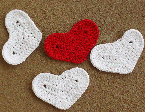 American Folk-Art Style Heart Motif