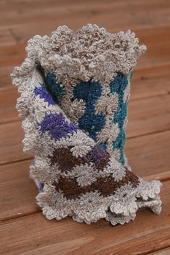 Noro Catherine Wheel Scarf photo 3