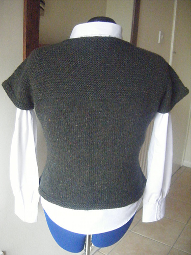 Simple fitted V-neck Tee photo 5