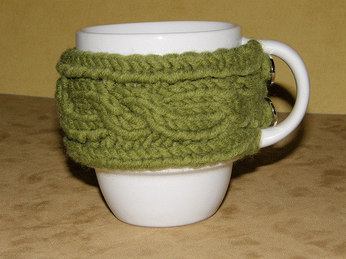Cabled Mug Hugs