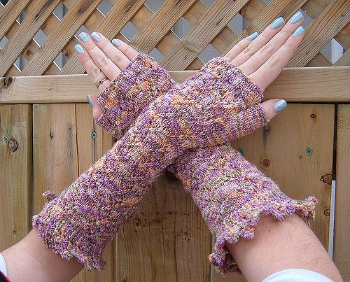 Lace Wrist Warmers