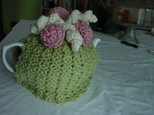 Roses Among Friends Tea Cozy