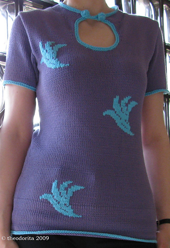 # 37 Pulli mit Blüten