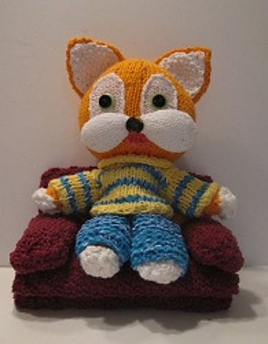Knitkinz Sweater and Pants photo 3
