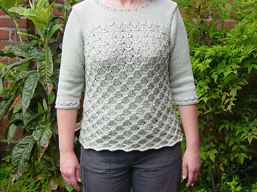 # 13 Pulli mit Smokmuster