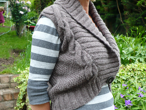 Design E - Montana Cabled Vest