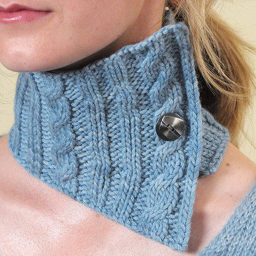 Asymmetrical Cabled Collar