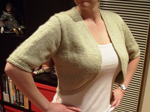 Bolero with short set-in sleeves and crochet edging