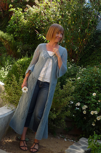 19 Coat with Lace Pattern