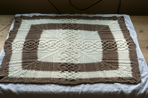 cable cross blanket