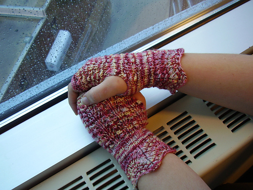 Elinore Fingerless Gloves