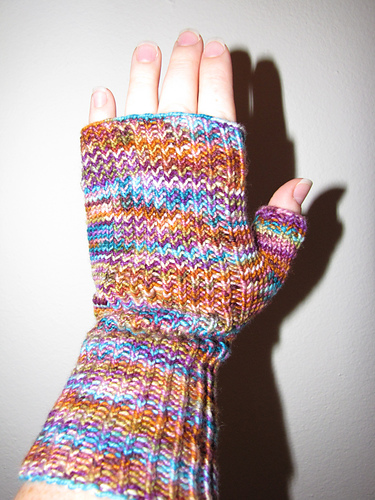 Rogue's Luck Fingerless Mitts